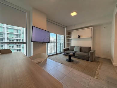 Beach Condo For Sale in Miami, Florida