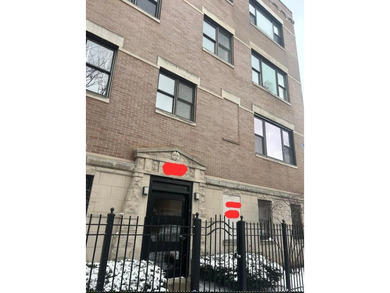 Beach Condo For Sale in Chicago, Illinois