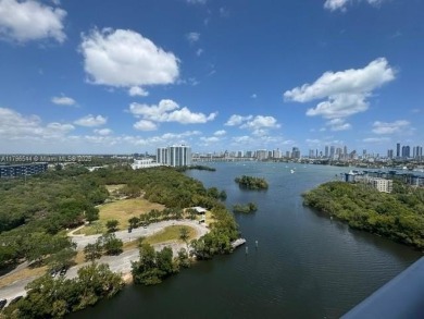 Beach Condo For Sale in North Miami Beach, Florida
