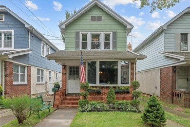 Beach Home For Sale in Brooklyn, New York