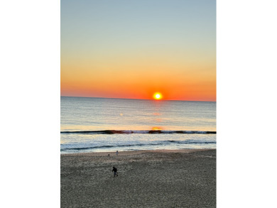 Vacation Rental Beach Condo in Virginia Beach, Virginia