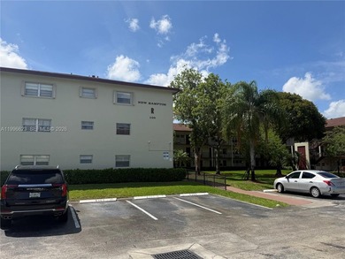 Beach Condo For Sale in Pembroke Pines, Florida