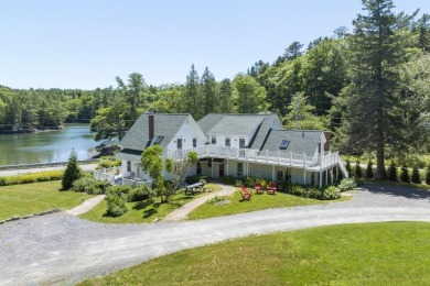 Beach Home For Sale in Southport, Maine