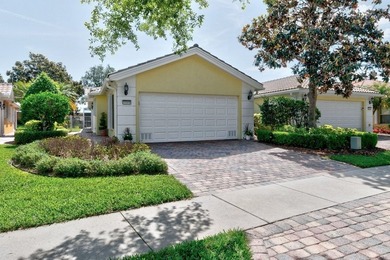 Beach Townhome/Townhouse For Sale in Vero Beach, Florida