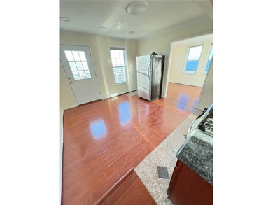 Beach Condo For Sale in Brooklyn, New York