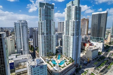 Beach Condo For Sale in Miami, Florida