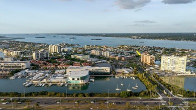 Beach Condo For Sale in Clearwater Beach, Florida