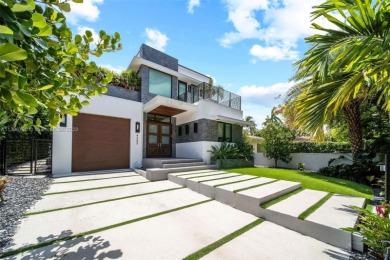 Beach Home For Sale in Miami Beach, Florida