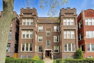 Beach Condo Sale Pending in Chicago, Illinois
