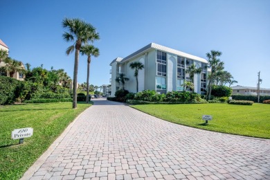 Beach Condo For Sale in Juno Beach, Florida