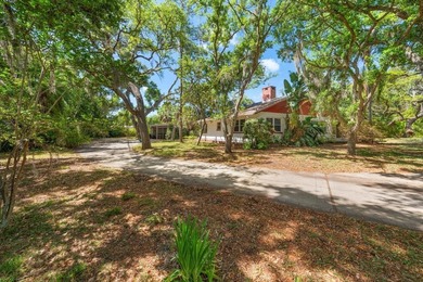 Beach Home Sale Pending in Seminole, Florida
