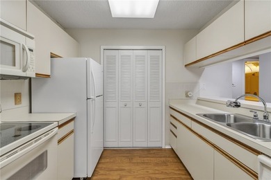 Beach Condo For Sale in Vero Beach, Florida
