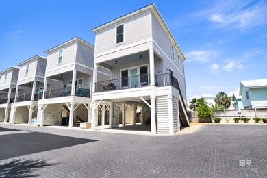 Beach Home For Sale in Gulf Shores, Alabama