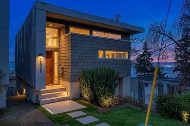 Beach Home For Sale in White Rock, BC