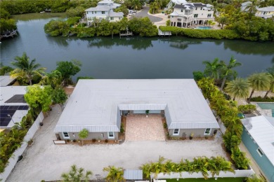 Beach Home For Sale in Anna Maria, Florida