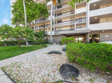 Beach Condo For Sale in Fort Lauderdale, Florida