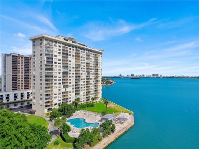 Beach Condo For Sale in Miami, Florida