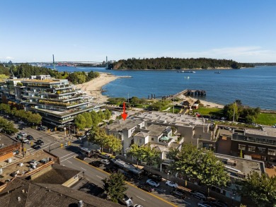 Beach Condo For Sale in West Vancouver, 