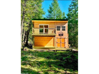 Beach Acreage Active Under Contract in Escanaba, Michigan