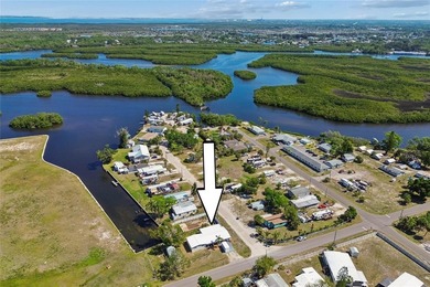 Beach Home For Sale in Ruskin, Florida