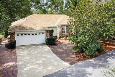 Beach Home For Sale in Niceville, Florida