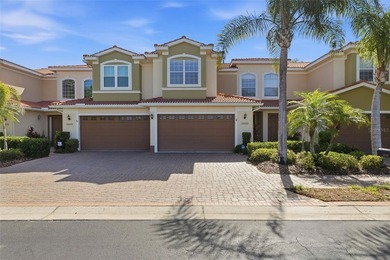 Beach Townhome/Townhouse For Sale in Tampa, Florida