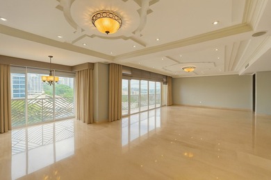 Beach Home For Sale in Panama City, 