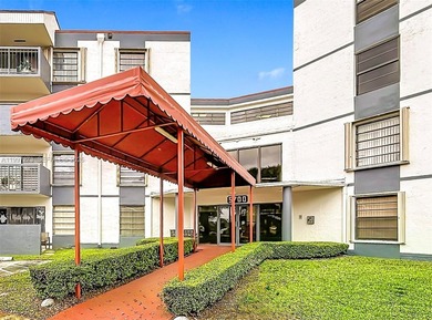 Beach Condo For Sale in Miami, Florida