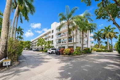 Beach Condo For Sale in North Miami, Florida