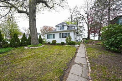 Beach Home For Sale in Evans, New York