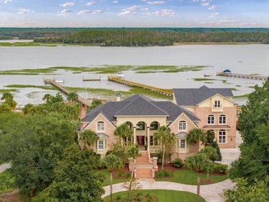 Beach Home For Sale in Mount Pleasant, South Carolina