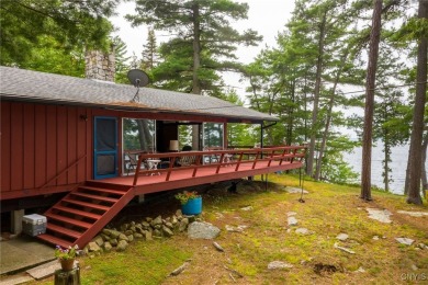 Beach Home For Sale in Clayton, New York