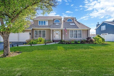 Beach Home Sale Pending in Lindenhurst, New York