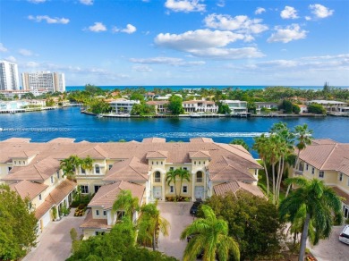 Beach Townhome/Townhouse For Sale in Aventura, Florida