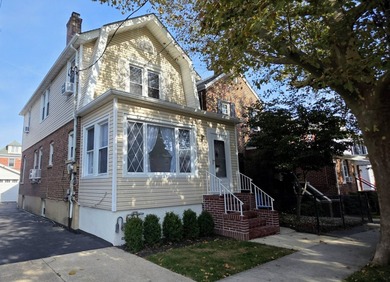 Beach Home For Sale in Bronx, New York