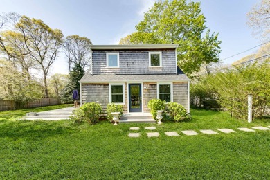 Beach Home For Sale in East Hampton, New York