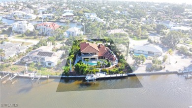 Beach Home For Sale in Sanibel, Florida