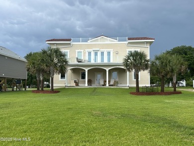 Beach Home For Sale in Hampstead, North Carolina