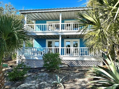 Beach Home For Sale in Cedar Key, Florida