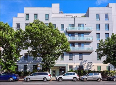 Beach Condo For Sale in Brooklyn, New York