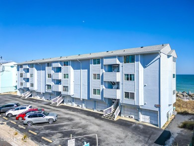 Beach Condo For Sale in Carolina Beach, North Carolina