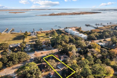 Beach Lot For Sale in Southport, North Carolina