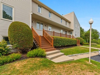 Beach Condo Sale Pending in Narragansett, Rhode Island