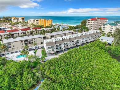 Beach Condo For Sale in Indian Rocks Beach, Florida