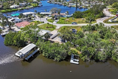 Beach Home For Sale in Ruskin, Florida