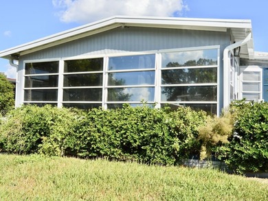 Beach Home For Sale in Venice, Florida