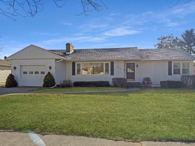 Beach Home For Sale in Escanaba, Michigan