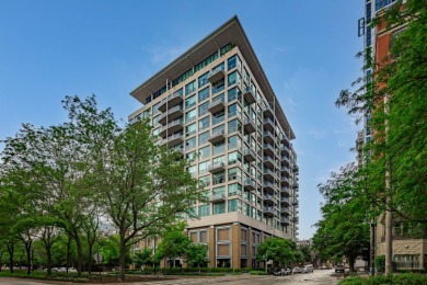 Beach Home Active Under Contract in Chicago, Illinois