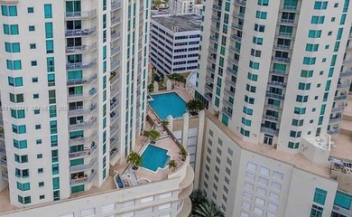 Beach Condo For Sale in Miami, Florida