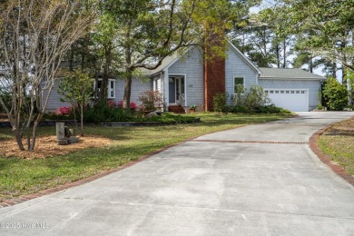 Beach Home For Sale in Cape Carteret, North Carolina